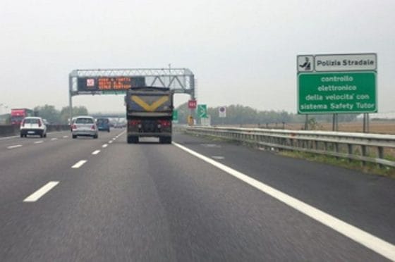 A1 Direttissima: camion in fiamme, chiuso tratto Firenzuola, direzione Firenze