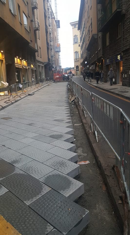 Firenze: “le strade in pietra? In centro molte erano in terra battuta…”