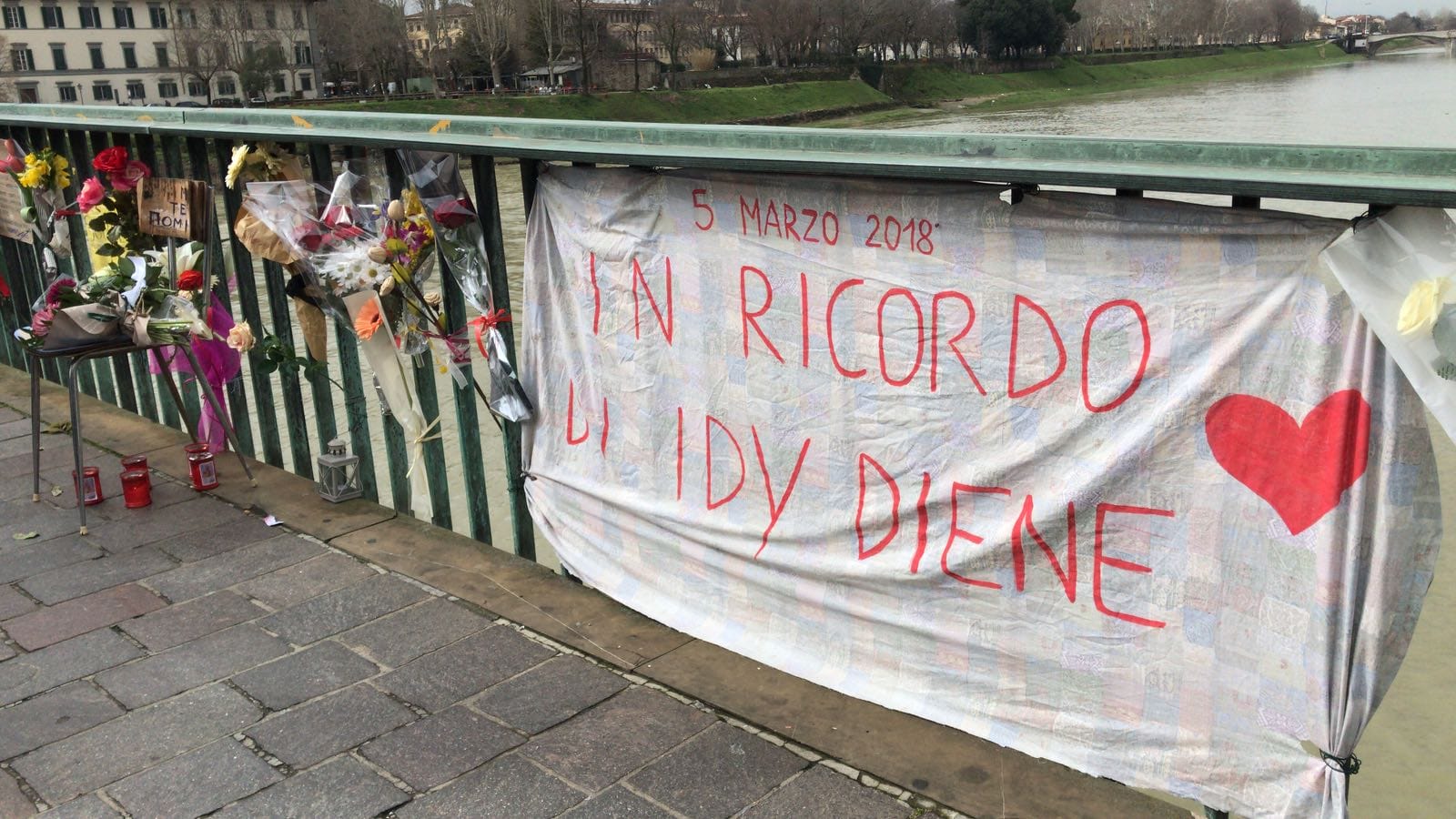 Omicidio su ponte Vespucci: comunità senegalese, oggi presidio e sabato manifestazione