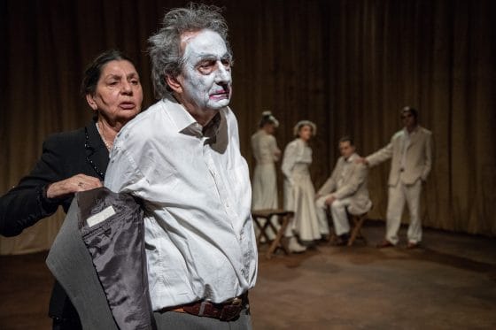 Teatro Studio Mila Pieralli, “Quasi una Vita”: la scena come “filosofia in atti”