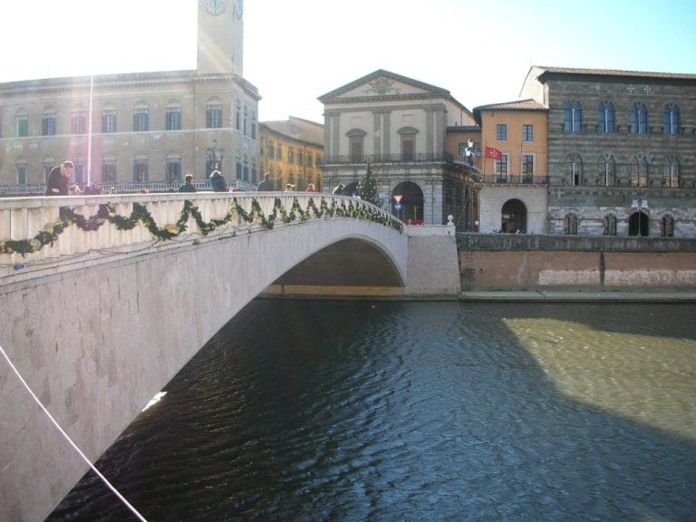 Ballottaggi: Salvini a Pisa per la cena sul Ponte di Mezzo, è polemica