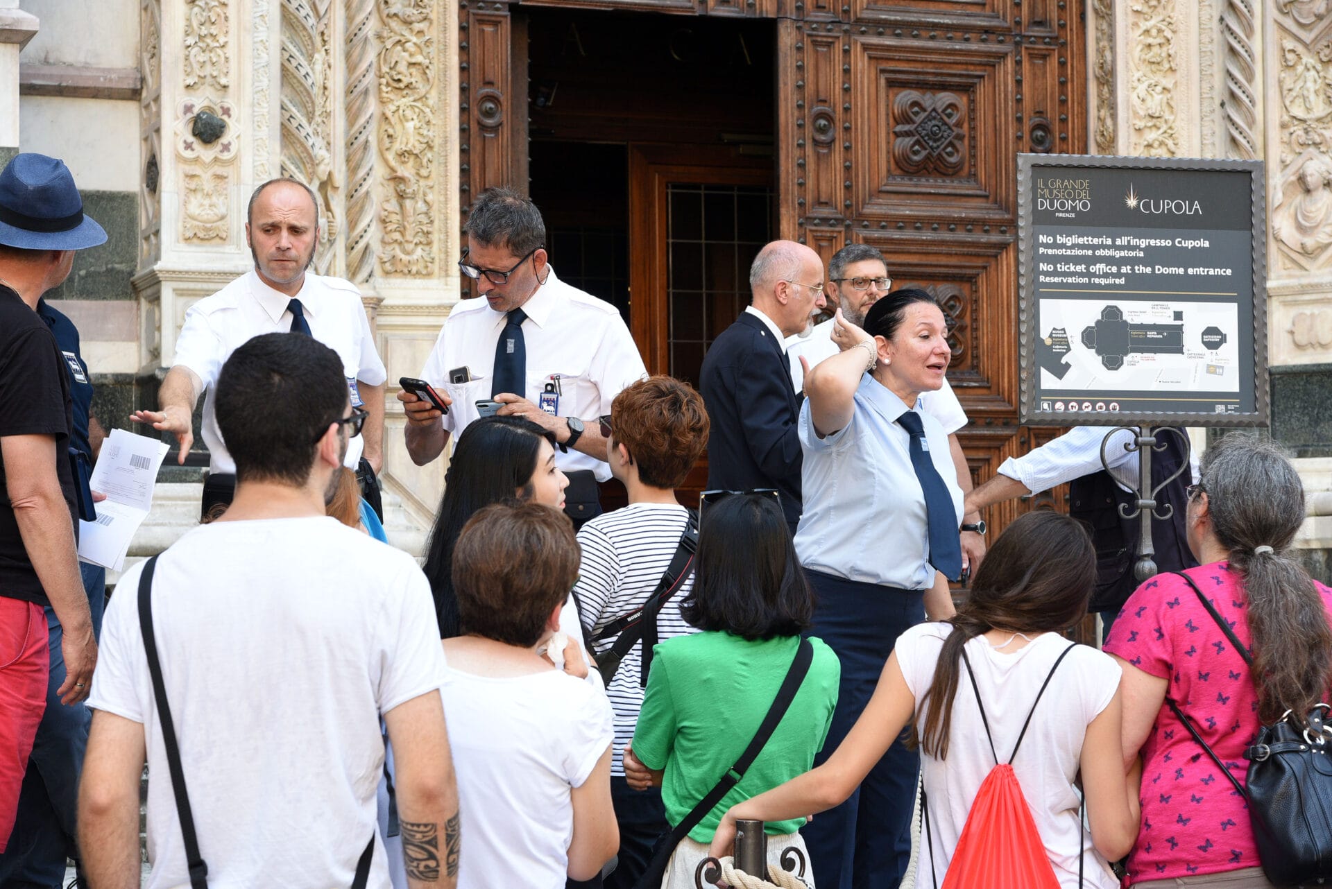 Cupola Brunelleschi: controlli selettivi, irregolarità tra biglietti e prenotazioni