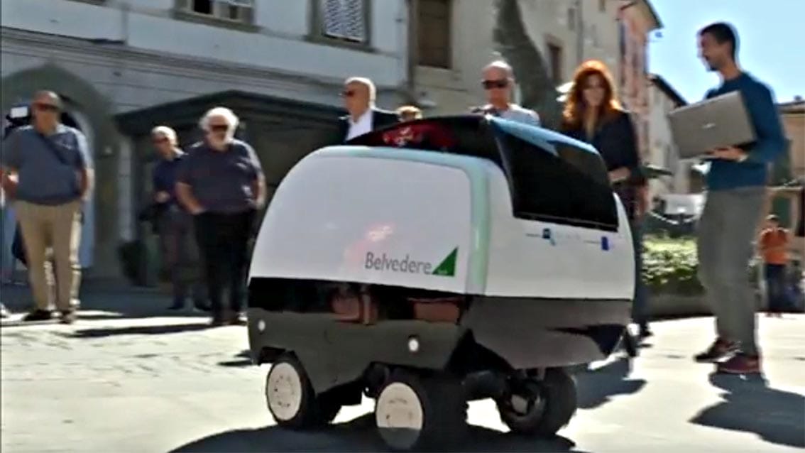 A Peccioli Mobot, primo robot-carrello spesa al mondo
