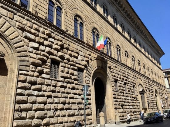 Firenze, lavoro: presidio davanti prefettura di addetti gas, acqua, elettricità