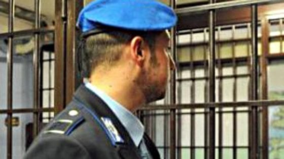 Presidio agenti polizia penitenziaria del Sappe a Sollicciano