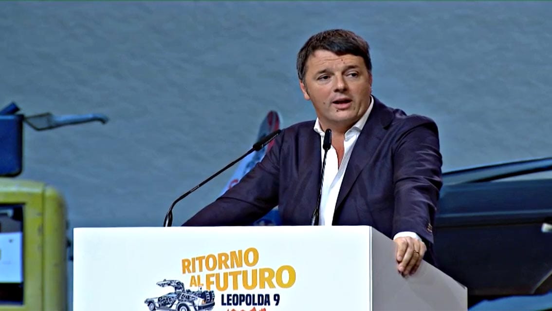 Leopolda9, Renzi chiude la tre giorni tra le ovazioni