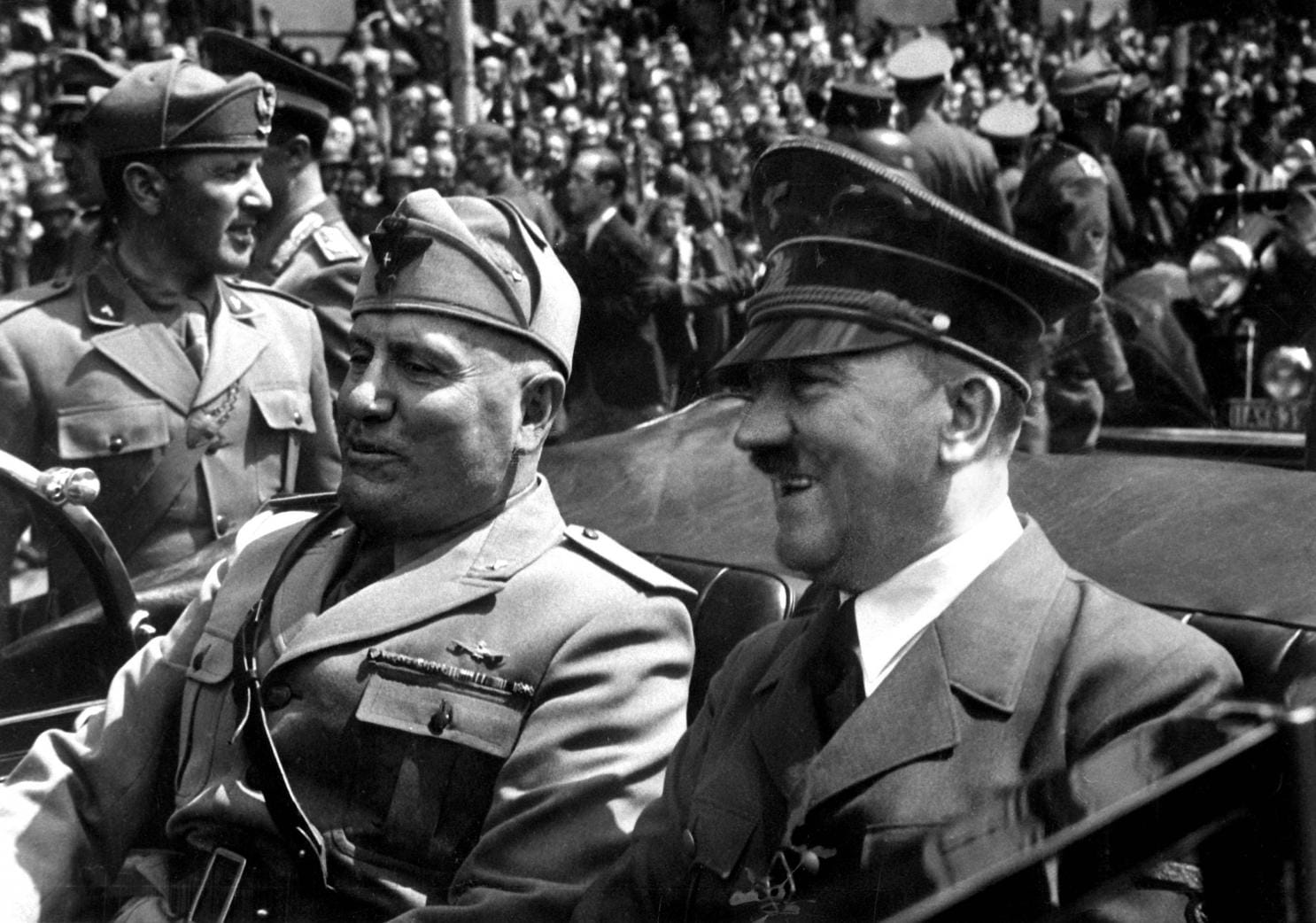 Mussolini Hitler- revoca