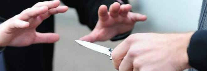 Firenze, 8 furti con coltello in una notte, arrestato