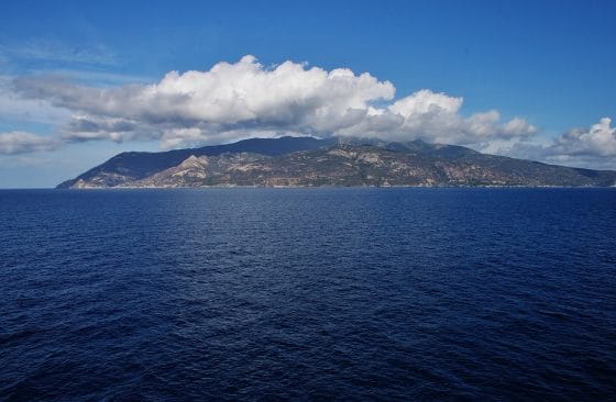 Maltempo: interrotti collegamenti con isola d’Elba
