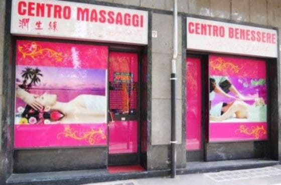 Poggibonsi: sequestrato centro massaggi per prostituzione