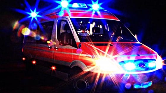 Scooter contro auto, muore un 15enne a Pontedera