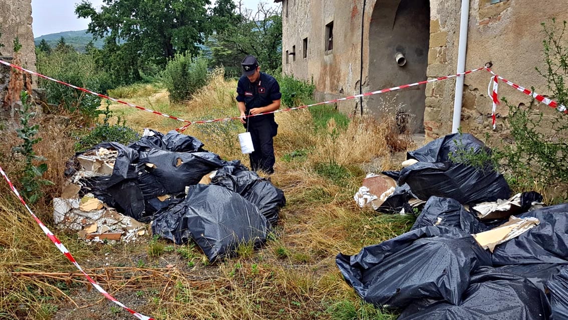 Borgo San Lorenzo (FI), rinvenuti 900kg di rifiuti speciali