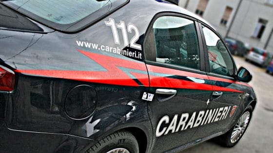 Pisa: denunciato pusher minorenne dopo colluttazione con carabinieri