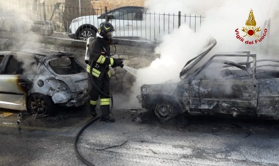 Incendi: bombola gpl auto esplode nell’Aretino, nessun ferito