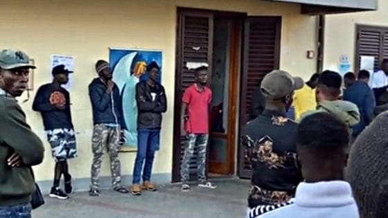 Vicofaro:  bando per accoglienza migranti ospitati da Don Biancalani