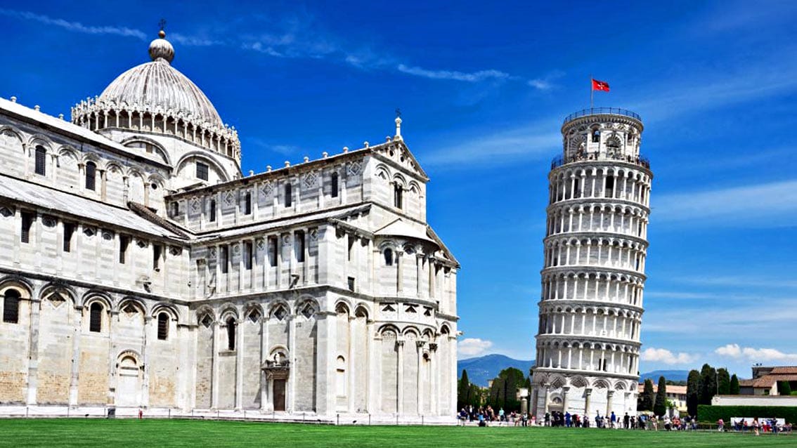 Torre di Pisa riapre, padre e figlia primi visitatori