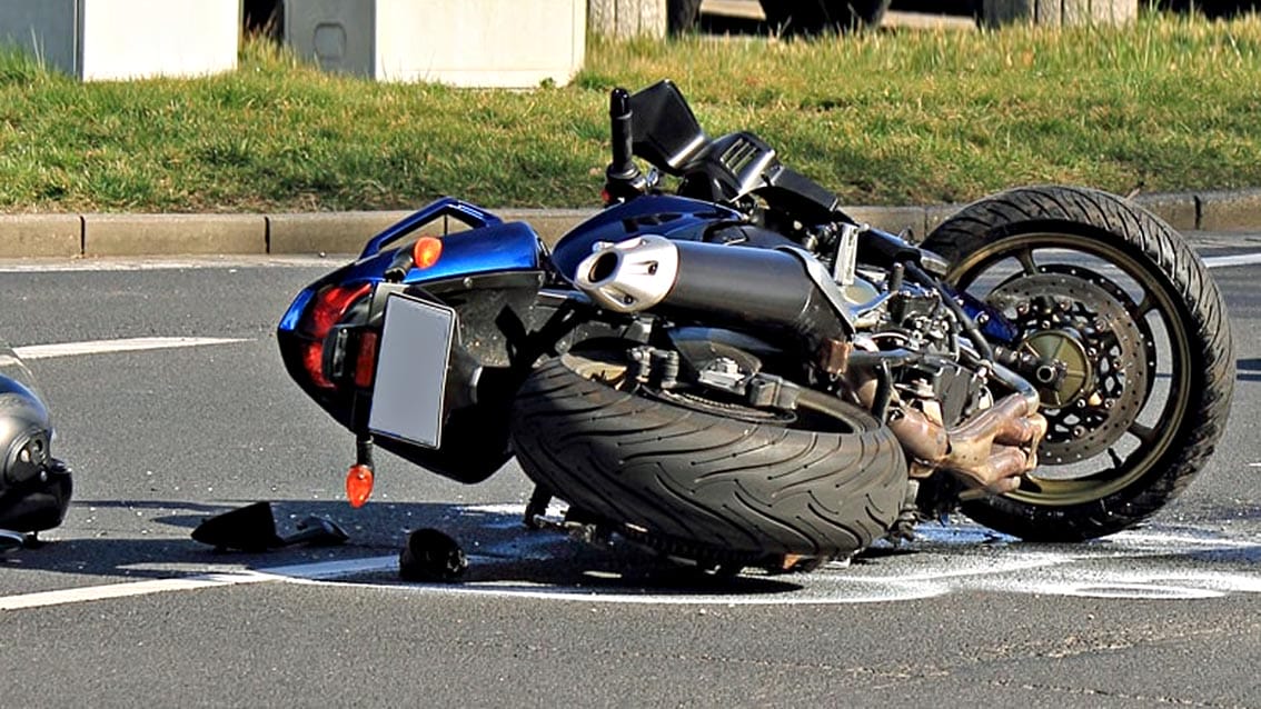 Motociclista muore in incidente sulla strada di Rosano