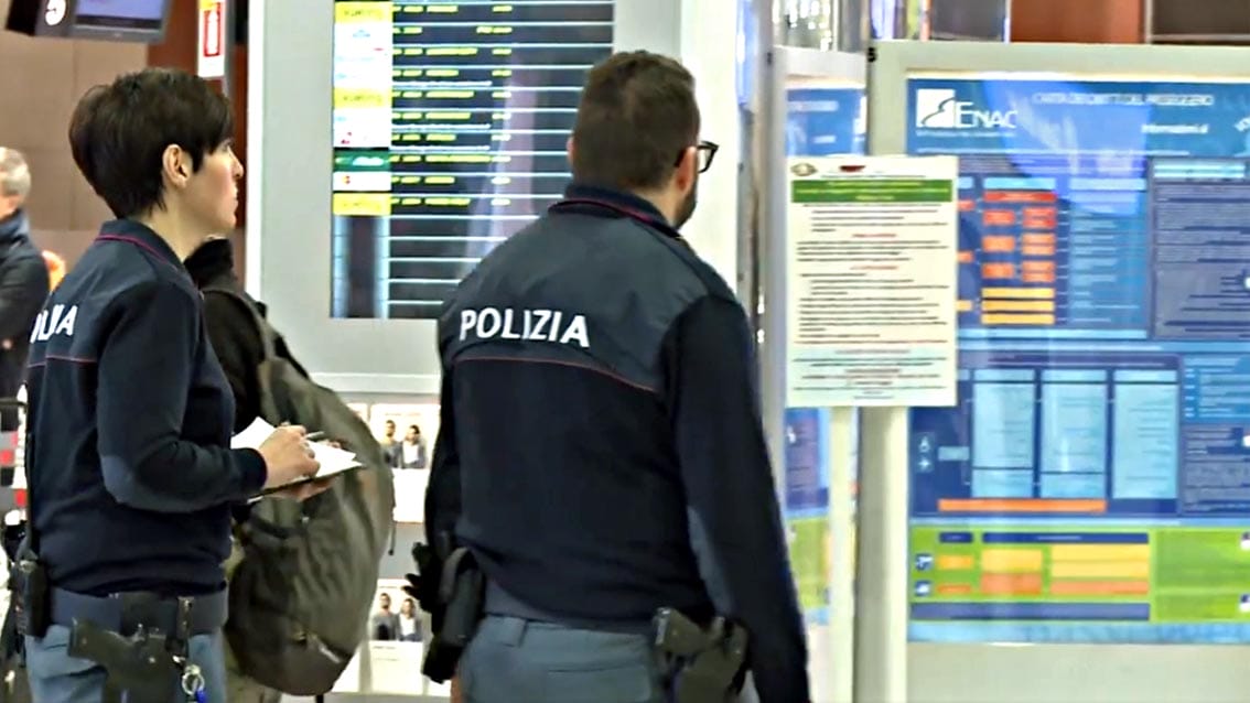 Peretola, 8 viaggiatori non-Ue respinti all’aeroporto