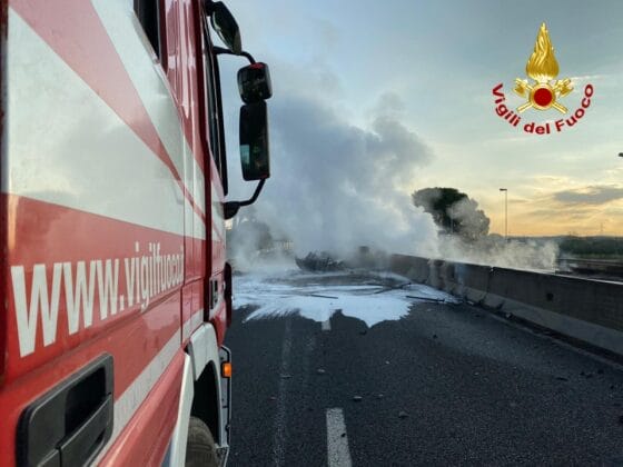 Incidente e sversamento gasolio, chiusa A1 a Firenze direzione sud