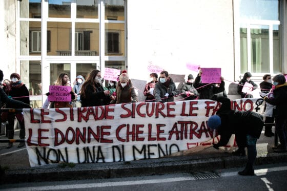 “Basta con un discorso pubblico che legittima la cultura dello stupro”, presidio NUDM a Prato