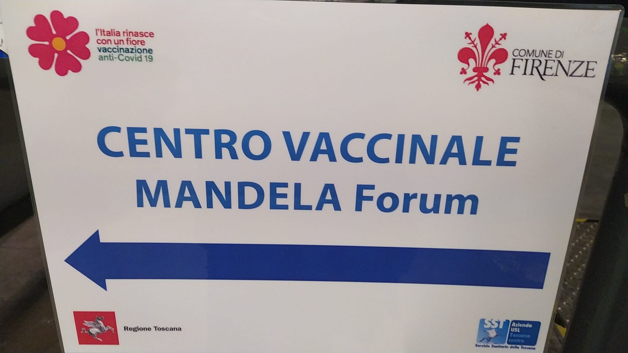 vaccino anti-covid astrazeneca Mandela Forum