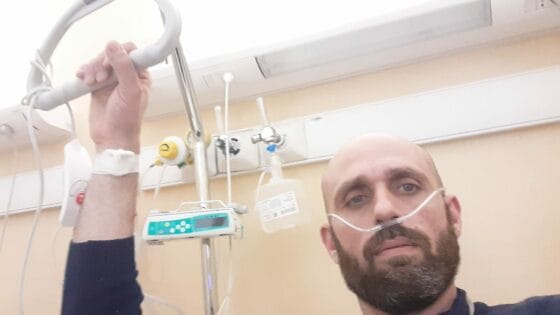 🎧 12 tamponi negativi, 6 giorni in reparto Covid senza diagnosi, la testimonianza di Luca Forni