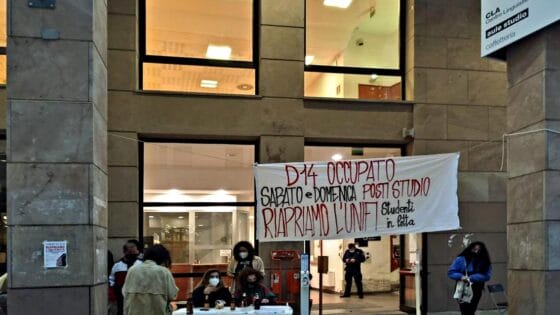 ‘Studenti in lotta per il diritto allo studio’: Aula studio al D14 di Novoli occupata