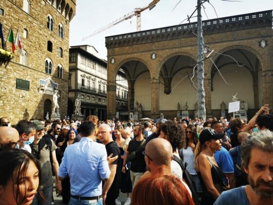 Green Pass: manifestazione a Firenze, scattano denunce per manifestazione non autorizzata