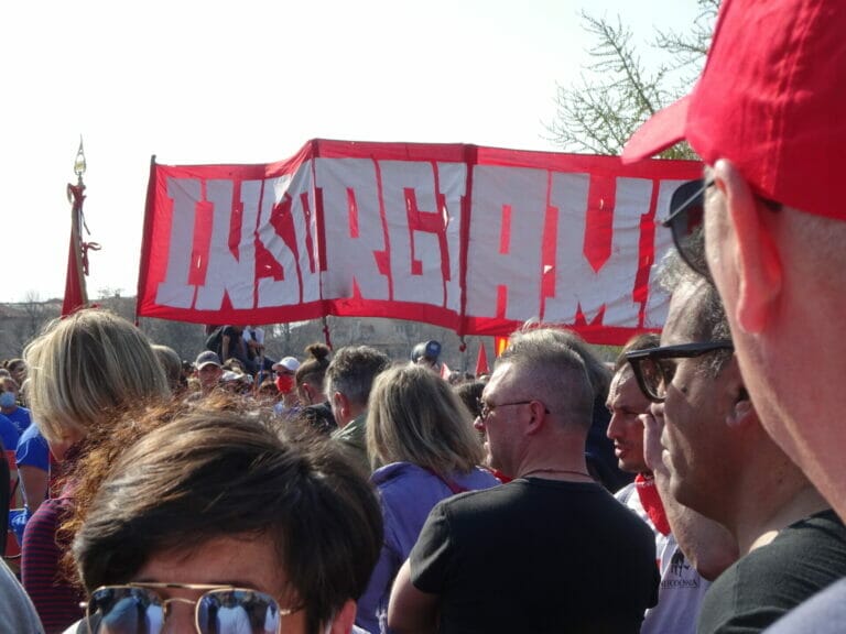 Diecimila alla manifestazione di Firenze organizzata dai lavoratori della Gkn
