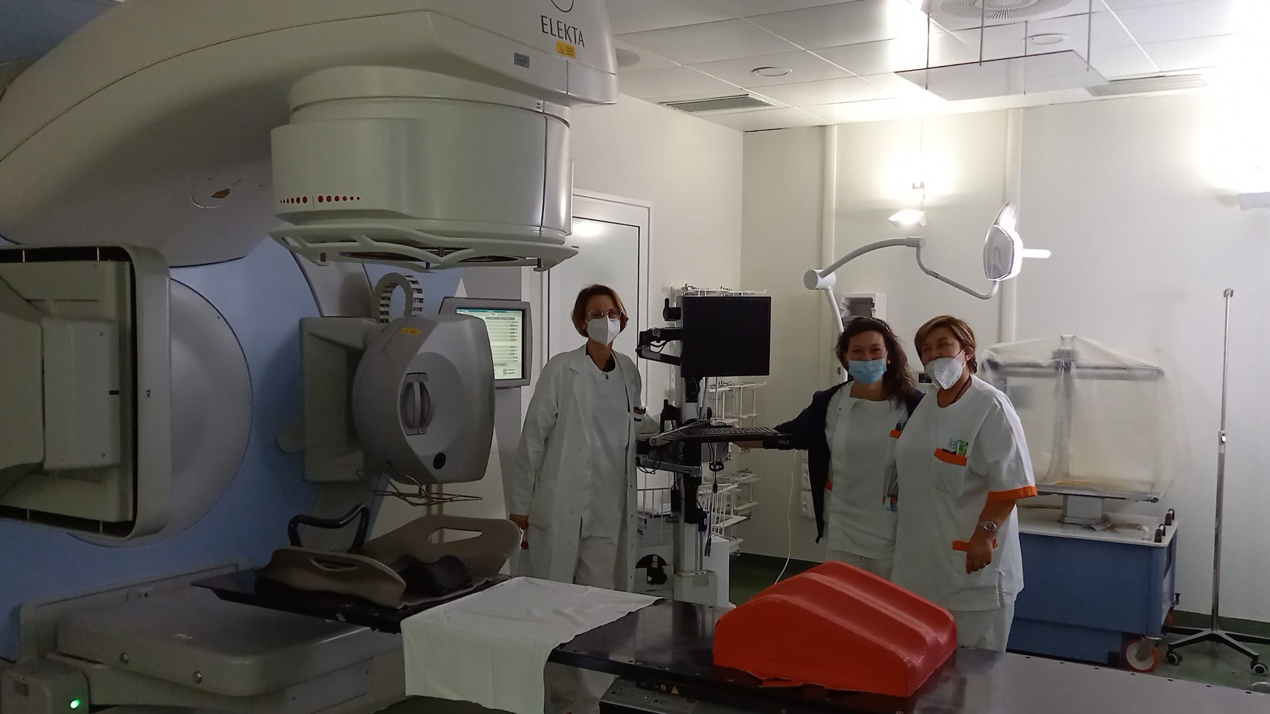 Tumori: presso l’ospedale di Lucca innovativo sistema di radioterapia per trattamenti sincronizzati con il respiro