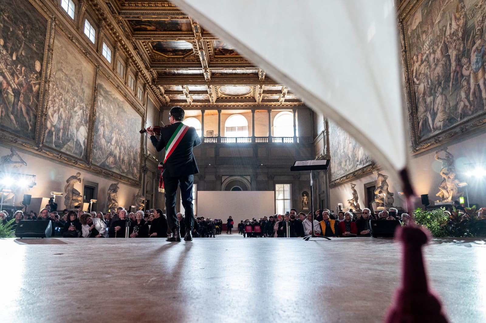 San Valentino, 600 coppie festeggiano Nozze d’oro in Palazzo Vecchio