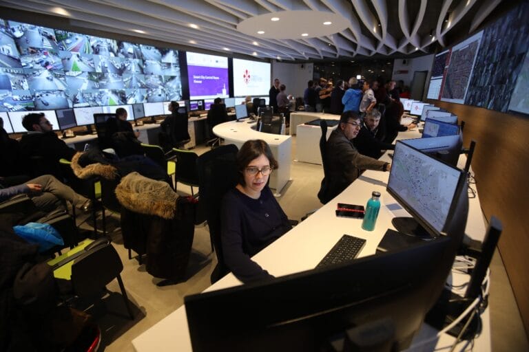 🎧 Smart City Control Room: ecco il “cervellone” che monitorerà la mobilità a Firenze